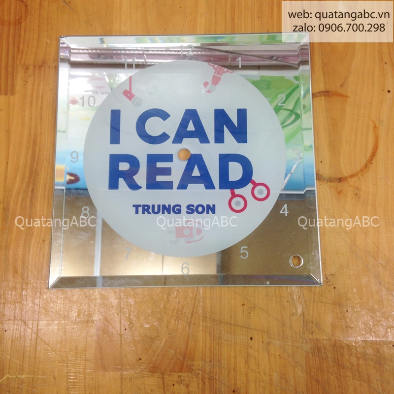 INLOGO IN ĐỒNG HỒ THUỶ TINH CHO I CAN READ