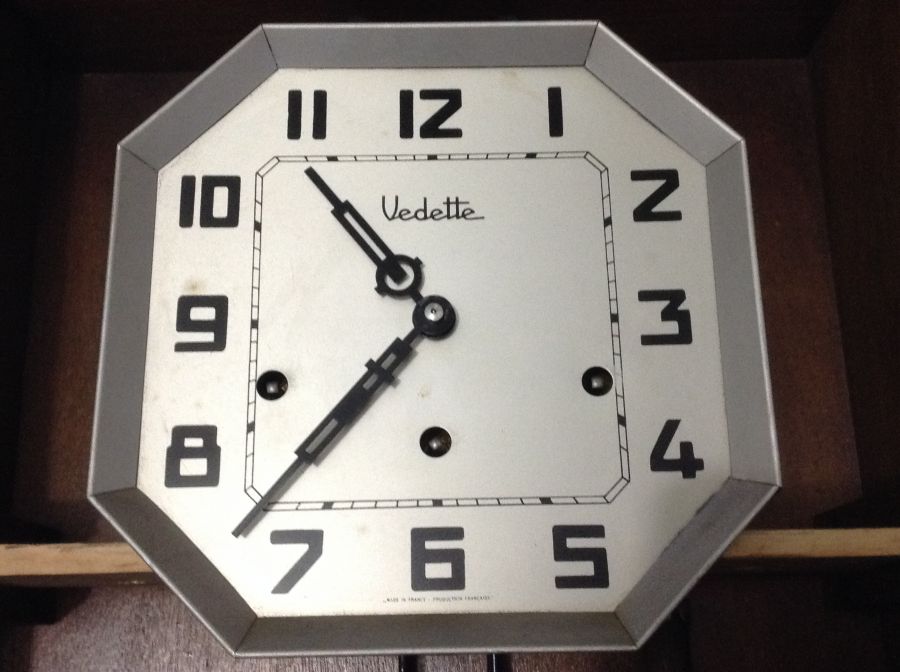 Đồng hồ treo tường Vedette