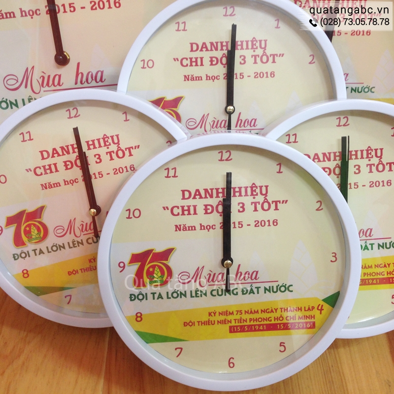 Đồng hồ quảng cáo của DANH HIỆU CHI ĐỘI 3 TỐT đặt in tại INLOGO