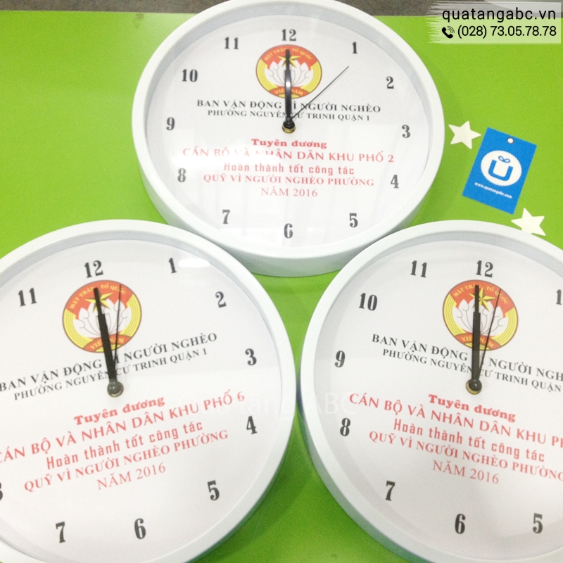 Đồng hồ quảng cáo của BAN VẬN ĐỘNG VÌ NGƯỜI NGHÈO đặt in tại INLOGO