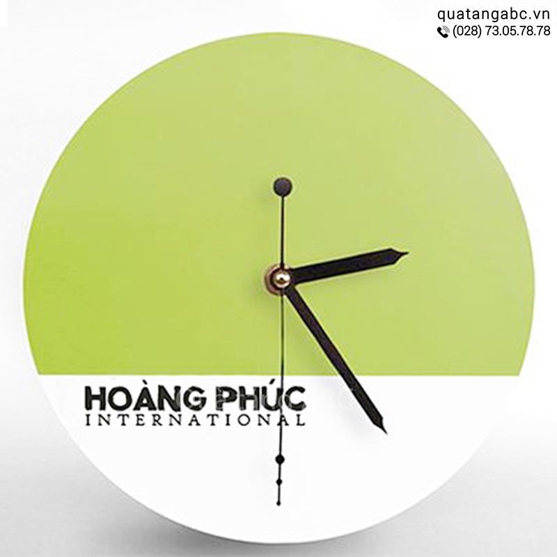 Đồng hồ in logo của công ty Hoàng Phúc