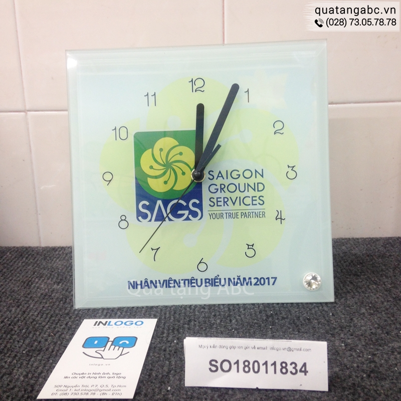 Đồng hồ in logo của công ty SAGS